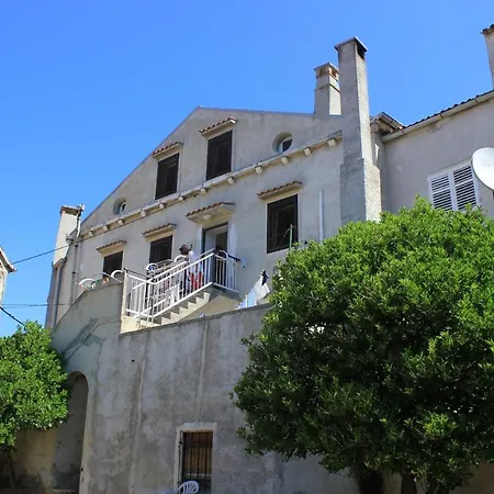 Apartment With A Parking Space Mali Losinj